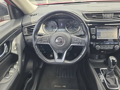 Used 2017 Nissan Rogue SL FWD image 10
