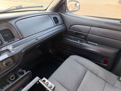 Used 2011 Ford Crown Victoria Police Interceptor w/ Trunk Pack image 20