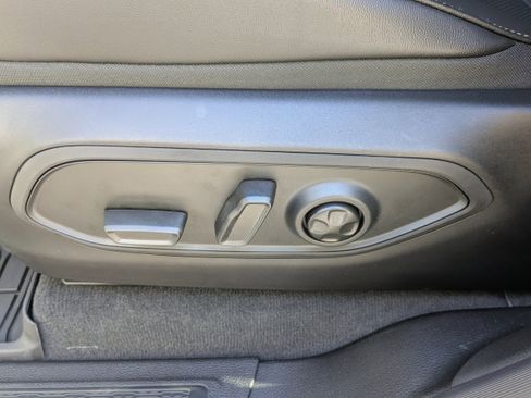 New 2025 Jeep Grand Cherokee Limited image 21