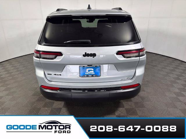 Used 2023 Jeep Grand Cherokee L Laredo AWD/4WD image 6