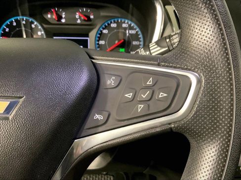 Used 2019 Chevrolet Equinox LS w/ LS Convenience Package AWD/4WD image 19