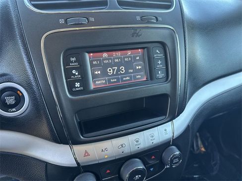 Used 2020 Dodge Journey SE w/ Blacktop Package image 20