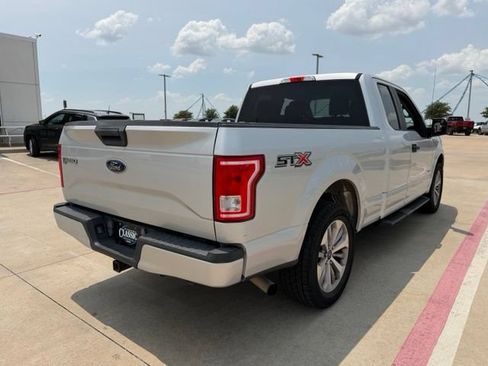 Used 2017 Ford F150 XL w/ Equipment Group 101A Mid RWD image 3