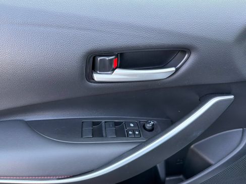 Used 2023 Toyota Corolla SE w/ Carpet Mat Package (TMS) FWD image 10