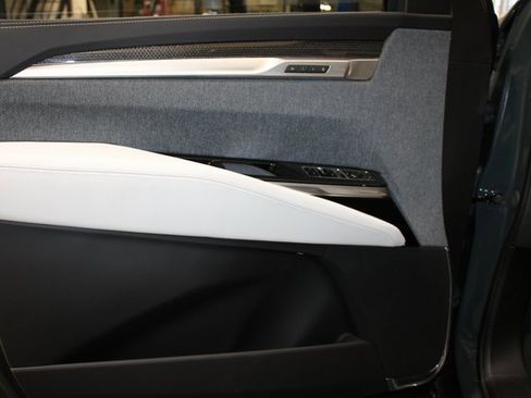 New 2026 Cadillac Escalade V image 12