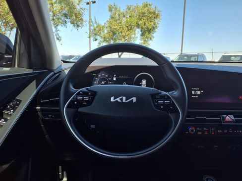 Used 2023 Kia Niro Wind FWD image 19
