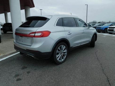Used 2017 Lincoln MKX Reserve image 27
