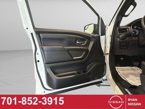 Certified 2023 Nissan Titan PRO-4X w/ Pro-4x Convenience Package AWD/4WD image 19