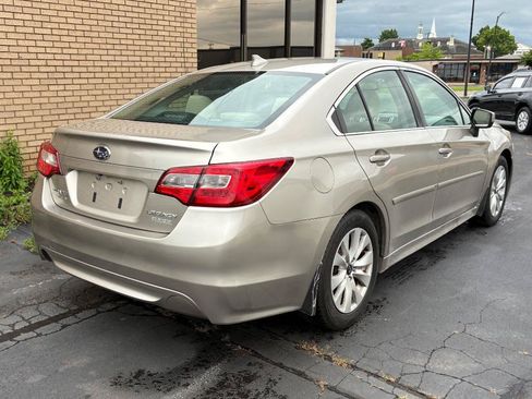 Used 2017 Subaru Legacy 2.5i Premium w/ Moonroof Package AWD/4WD image 5