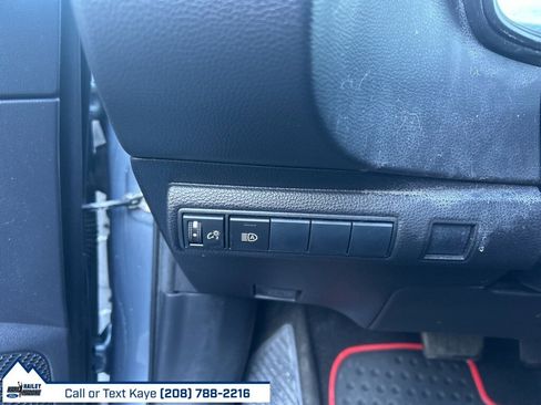 Used 2020 Toyota Corolla LE image 15