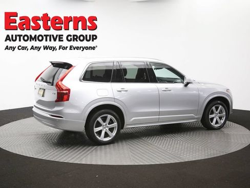 Used 2022 Volvo XC90 T5 Momentum AWD/4WD image 44