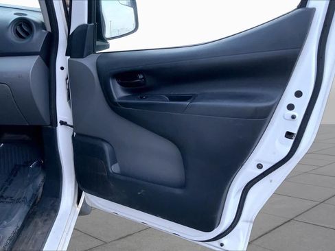 Used 2015 Nissan NV200 S w/ Cruise Control Package FWD image 20