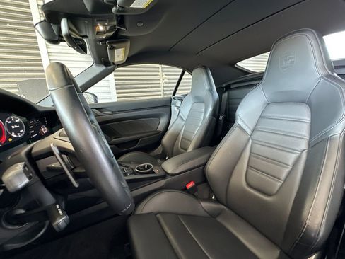 Used 2023 Porsche 911 Carrera GTS image 5