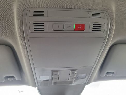 New 2026 Volkswagen Taos S FWD image 18
