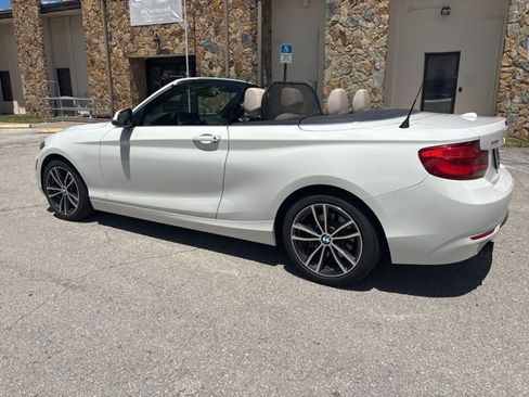 Used 2018 BMW 230i xDrive Convertible AWD/4WD image 7