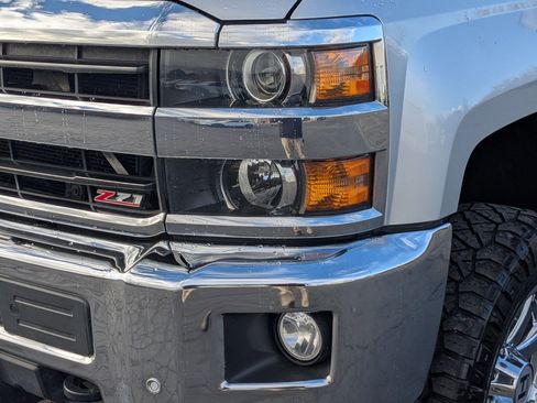 Used 2018 Chevrolet Silverado 2500 LTZ w/ Duramax Plus Package image 12