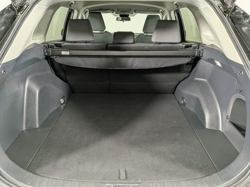 Used 2025 Toyota RAV4 XLE image 10