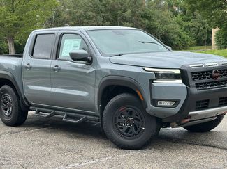 New 2025 Nissan Frontier PRO-4X w/ Pro Convenience Package video 1