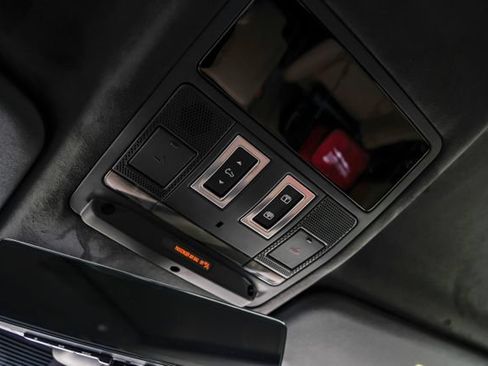 New 2026 Land Rover Defender 110 X AWD/4WD image 30