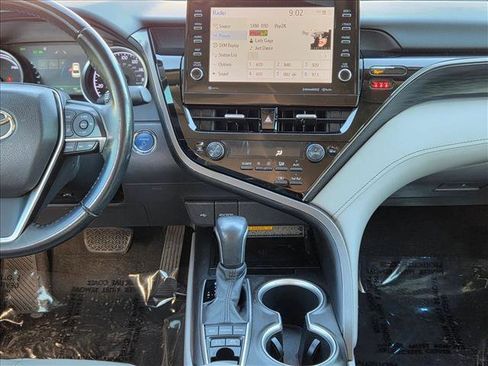 Certified 2021 Toyota Camry XLE image 15