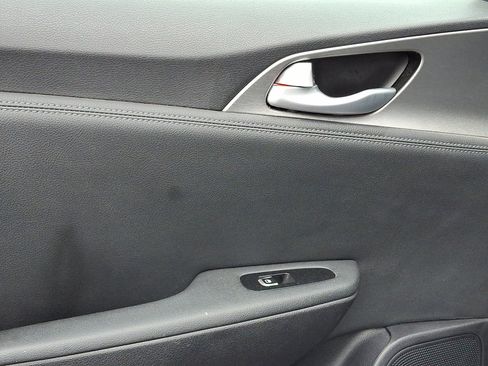 Used 2019 Kia Stinger GT image 19