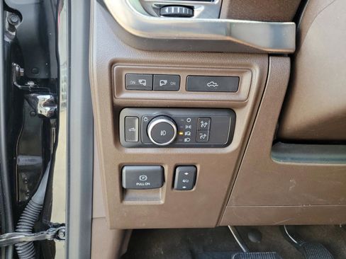 Used 2021 Ford F150 King Ranch w/ FX4 Off-Road Package image 9