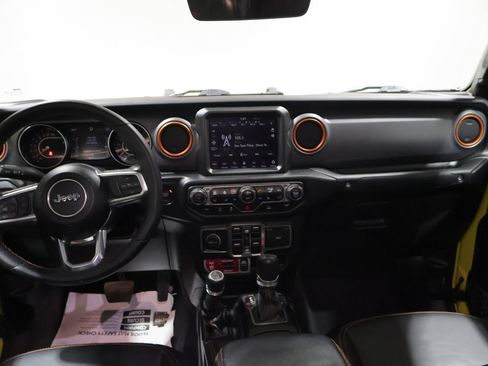 Certified 2023 Jeep Gladiator Mojave w/ Cold Weather Group AWD/4WD image 16