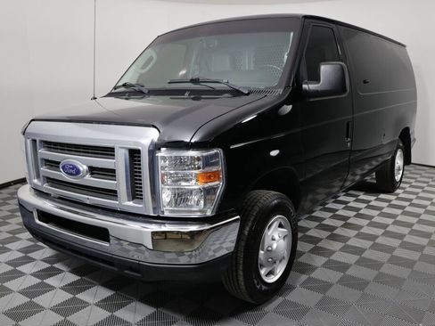 Used 2014 Ford E-150 and Econoline 150 w/ Power Group image 5
