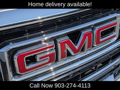 Used 2025 GMC Yukon Elevation w/ Elevation Premium Package AWD/4WD image 41