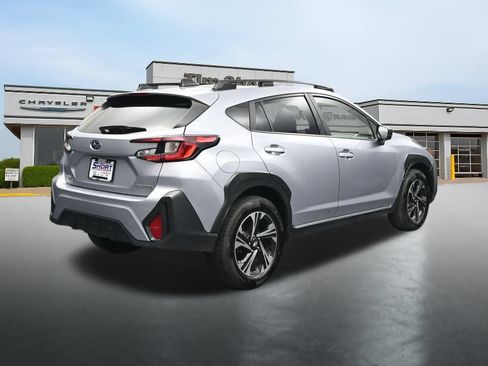 Used 2025 Subaru Crosstrek 2.5i Premium AWD/4WD image 5