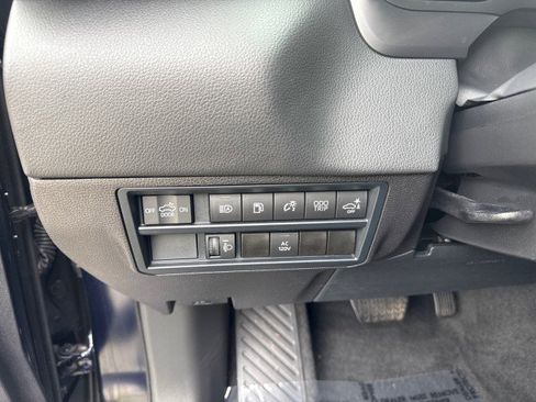 Used 2024 Toyota Tundra Limited w/ Power Package AWD/4WD image 25