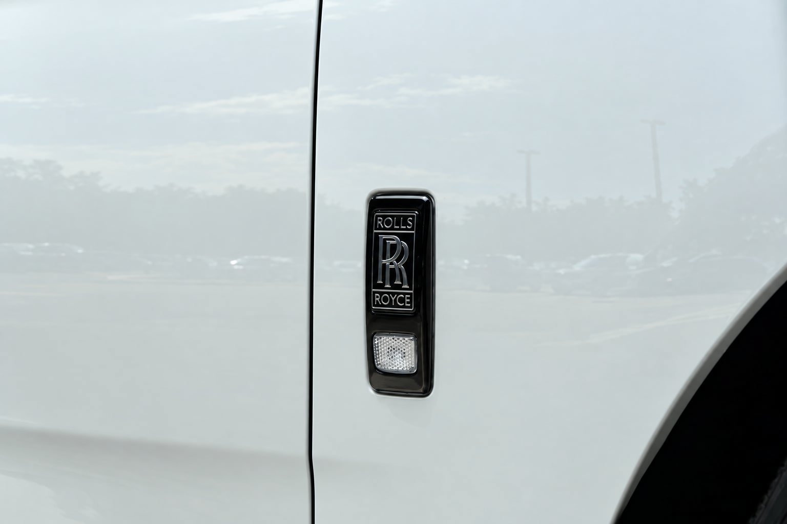 Used 2023 Rolls-Royce Cullinan Black Badge AWD/4WD image 22