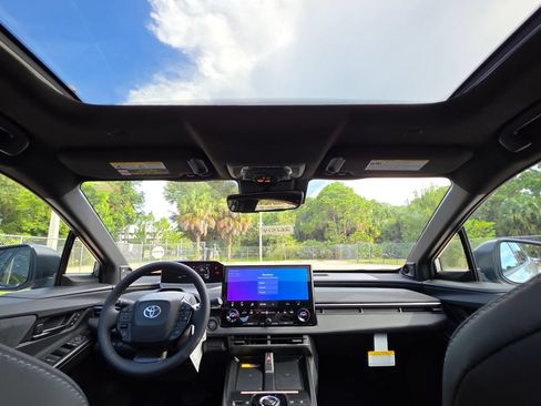 New 2026 Toyota C-HR w/ Cold Weather Package AWD/4WD image 4