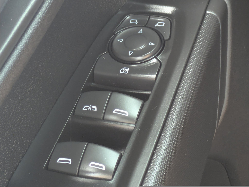 Used 2025 Chevrolet Silverado 1500 Custom w/ Turbomax Blackout Package RWD image 28