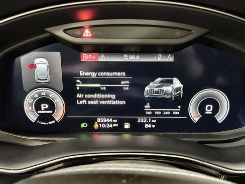 Used 2019 Audi Q8 Prestige AWD/4WD image 18