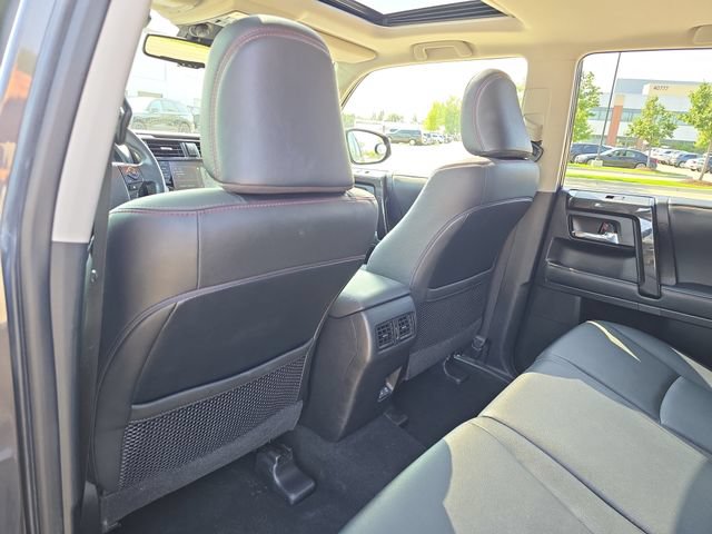 Used 2020 Toyota 4Runner TRD Off-Road Premium w/ Moonroof Package AWD/4WD image 25