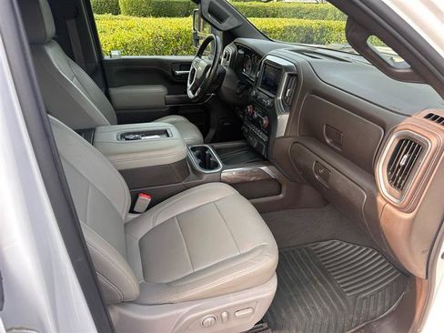 Used 2020 Chevrolet Silverado 2500 LTZ w/ LTZ Plus Package AWD/4WD image 18