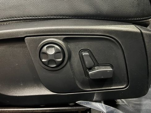 Used 2017 Maserati Ghibli RWD image 21