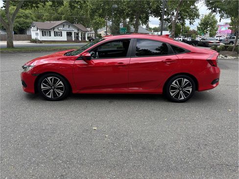 Used 2016 Honda Civic EX-T image 4