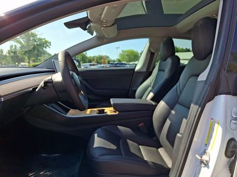 Used 2019 Tesla Model 3 Standard Range Plus RWD image 15