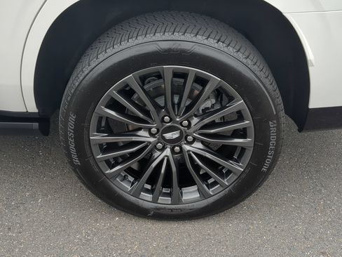 Certified 2025 Cadillac Escalade Sport AWD/4WD image 32
