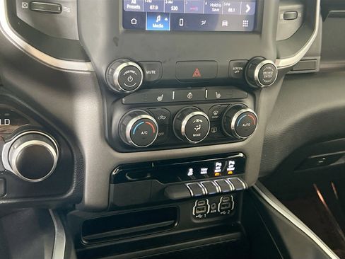 Used 2022 RAM 1500 Big Horn image 15