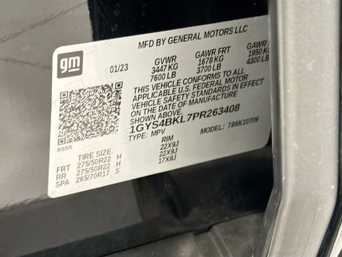 Used 2023 Cadillac Escalade Premium Luxury AWD/4WD image 30