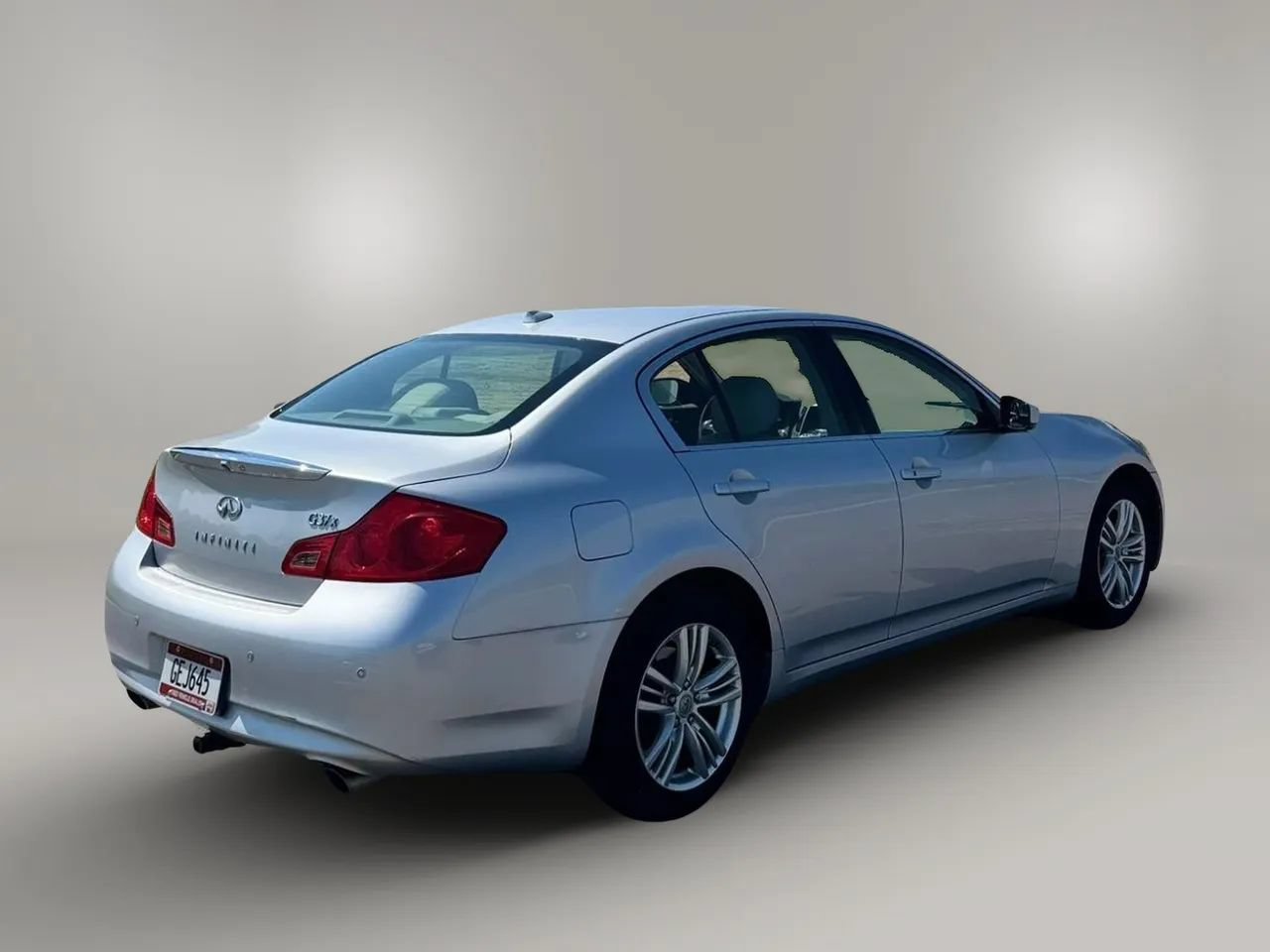 Used 2010 INFINITI G37 x Sedan w/ Premium Pkg AWD/4WD image 5