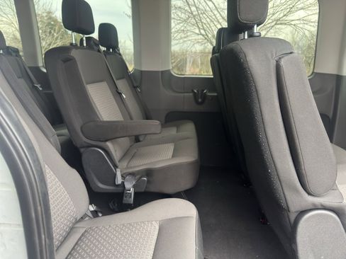 Used 2024 Ford Transit 350 XLT image 12