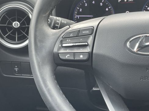 Used 2023 Hyundai Kona SEL w/ Convenience Package image 17