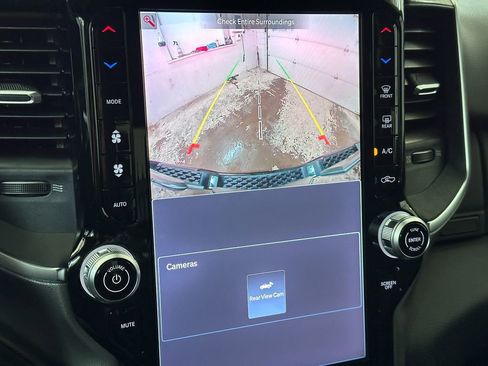 New 2026 RAM 1500 4x4 Crew Cab image 42