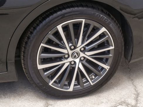 Used 2023 Lexus ES 300h w/ Premium Package FWD image 6