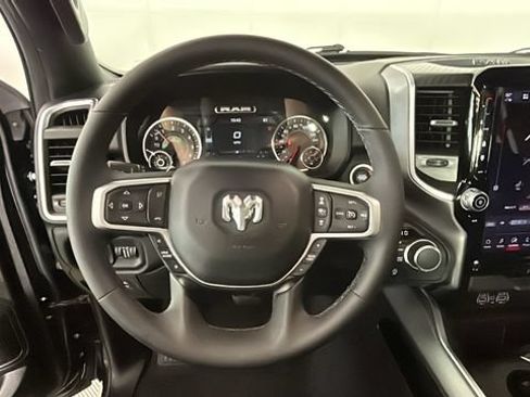 Used 2025 RAM 1500 Big Horn AWD/4WD image 14