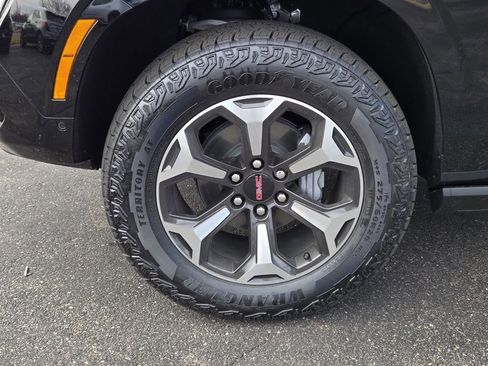 New 2026 GMC Yukon XL AT4 Ultimate AWD/4WD image 6